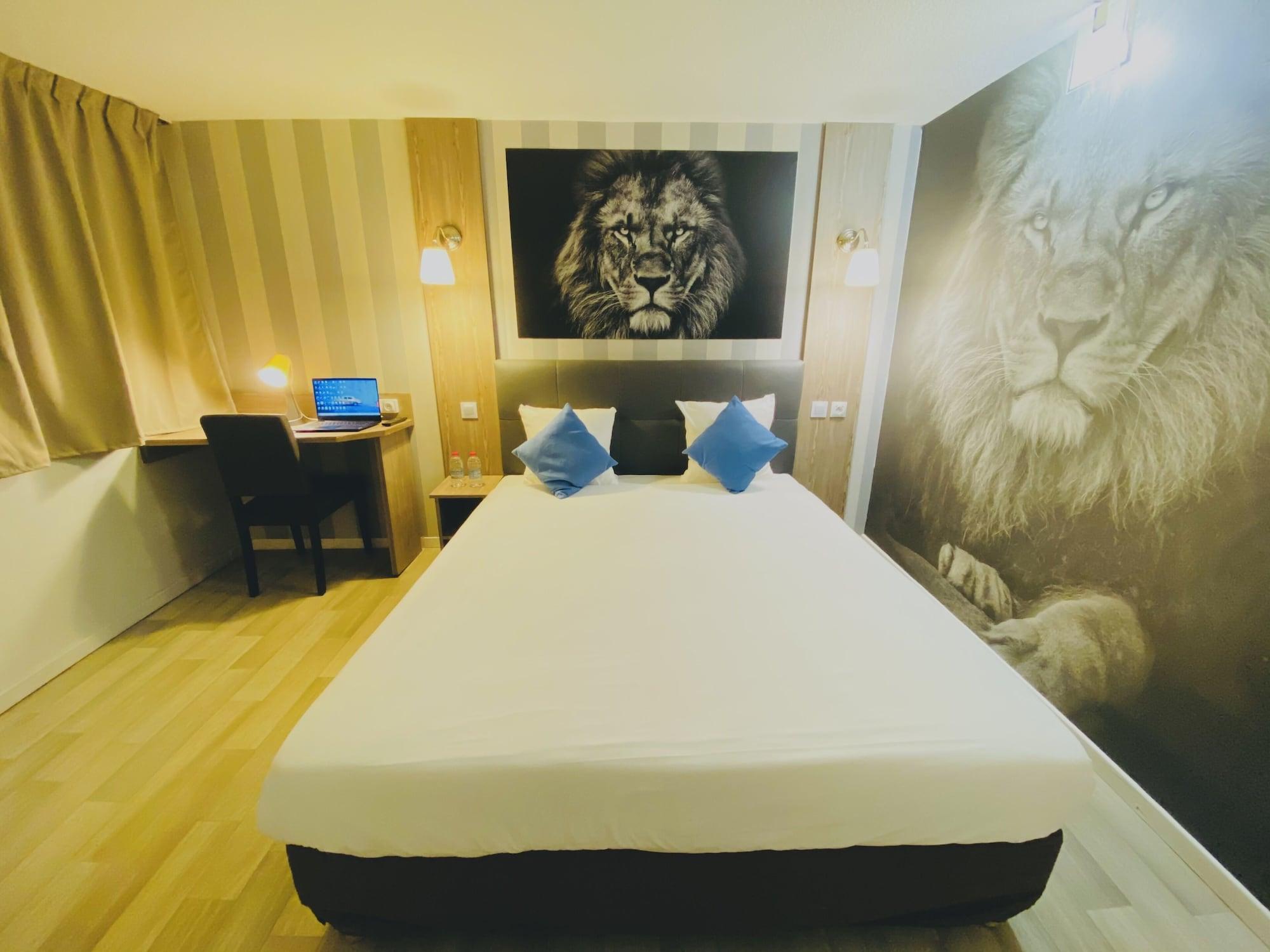 Kyriad Direct Lille Nord - Roubaix Hotel Екстериор снимка